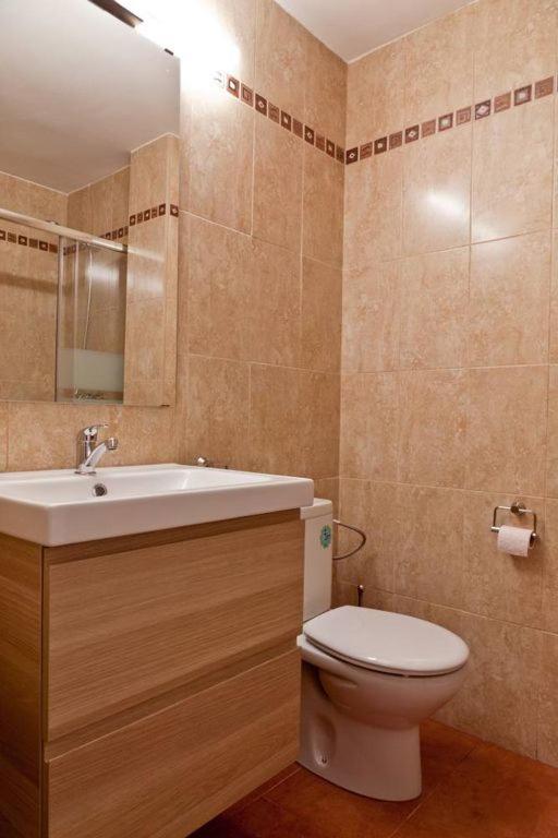 Apartamento Pie De Playa-Wifi Free L' Escala Dış mekan fotoğraf