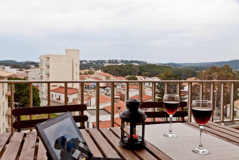 Apartamento Pie De Playa-Wifi Free L' Escala Dış mekan fotoğraf