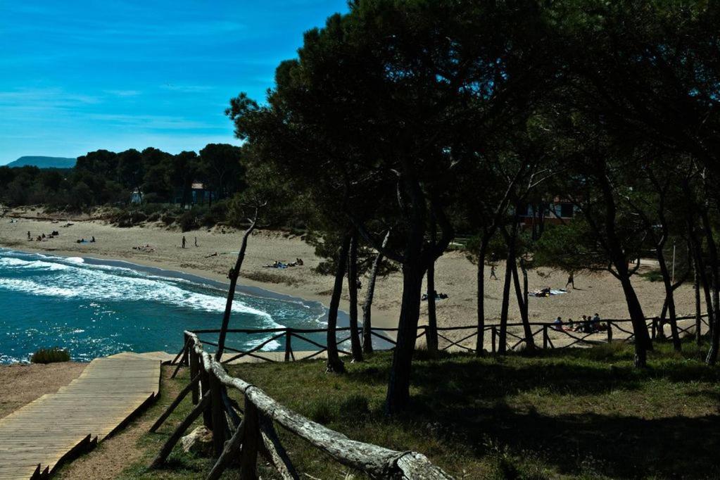 Apartamento Pie De Playa-Wifi Free L' Escala Dış mekan fotoğraf