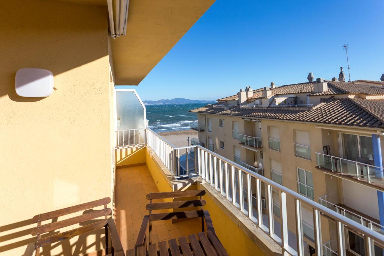 Apartamento Pie De Playa-Wifi Free L' Escala Dış mekan fotoğraf